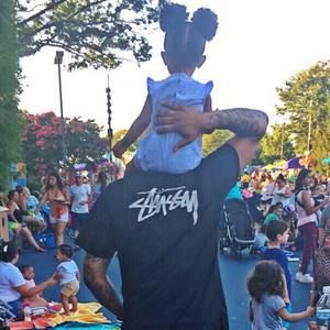 Meet your Posher, Davon